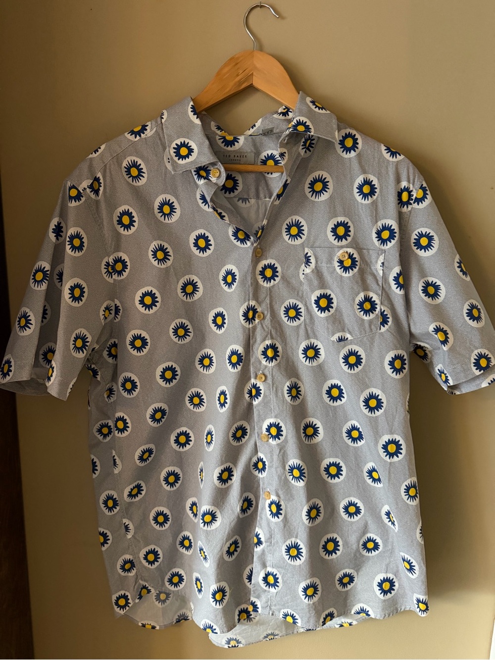 Ted Baker London Men’s Size 6 Daisy Floral Short Sleeve Shirt Cotton